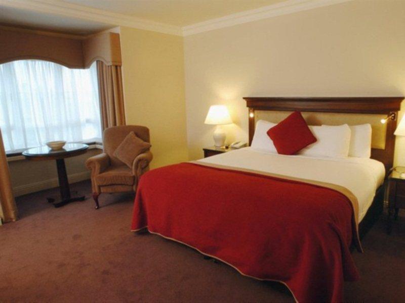 Hotel Old Ground Ennis